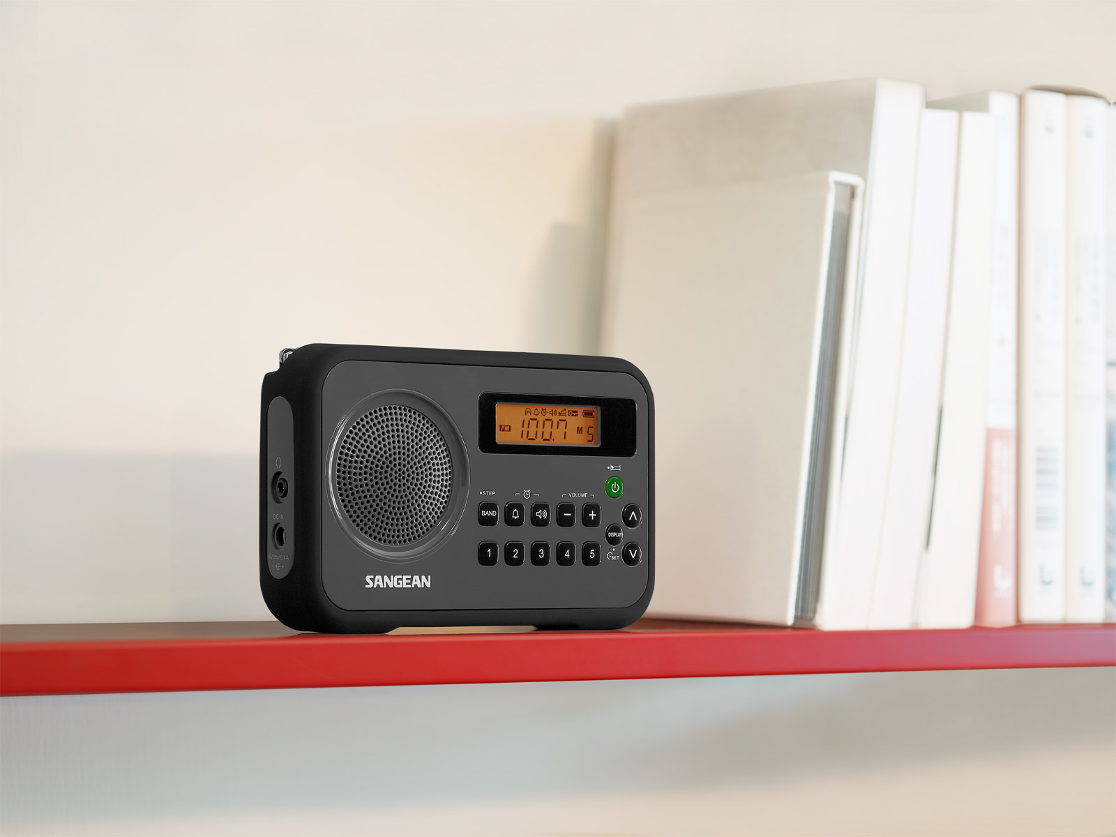 Radio portable à syntonisation numérique AM / FM Stéréo PR-D18